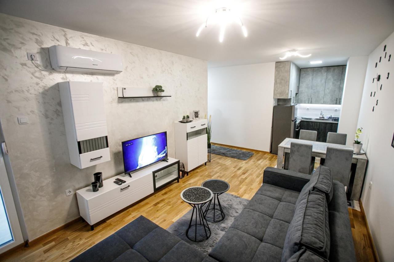 Tik Tak Apartman Subotica Exterior foto