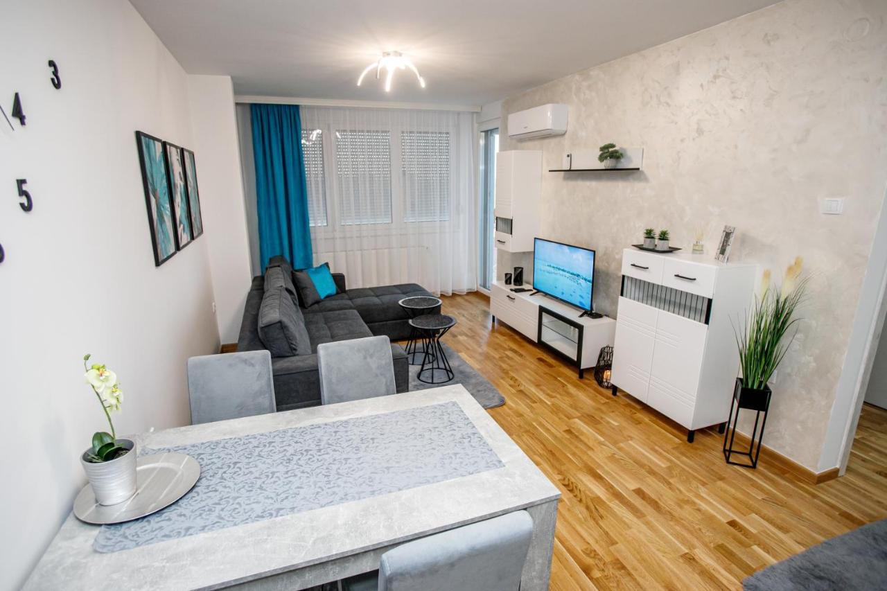Tik Tak Apartman Subotica Exterior foto